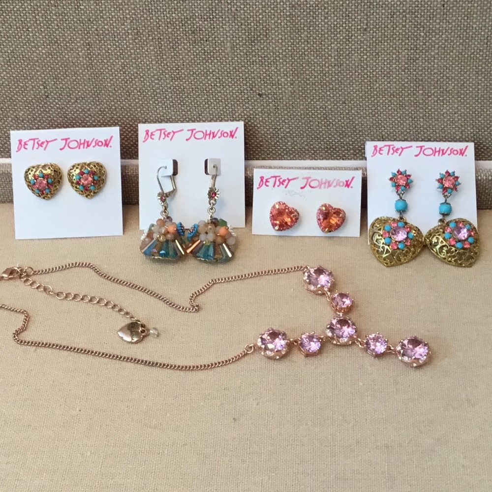 5 Betsey Johnson ItemsEarrings & Necklace